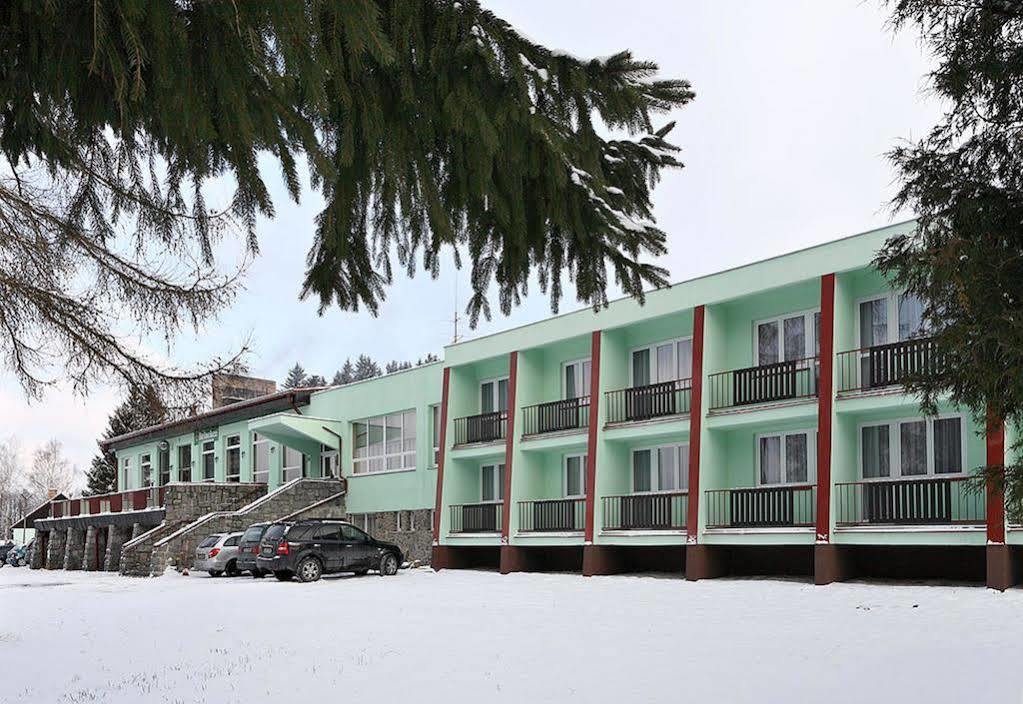 Hotel Racek Černá v Pošumaví Eksteriør billede
