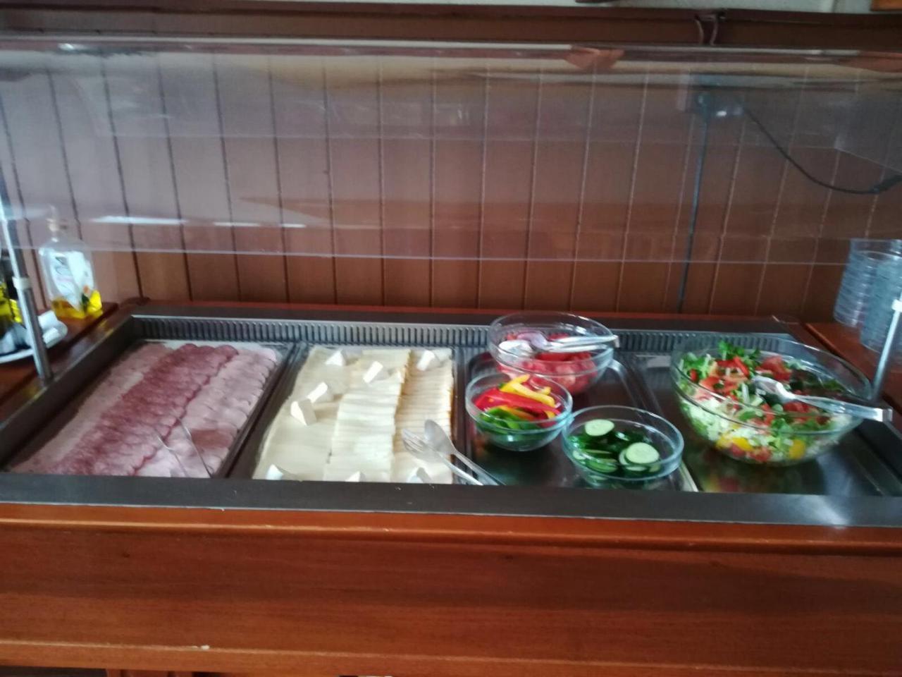 Hotel Racek Černá v Pošumaví Eksteriør billede