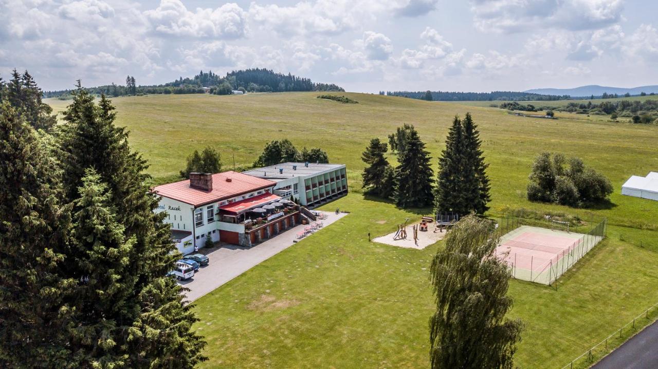 Hotel Racek Černá v Pošumaví Eksteriør billede