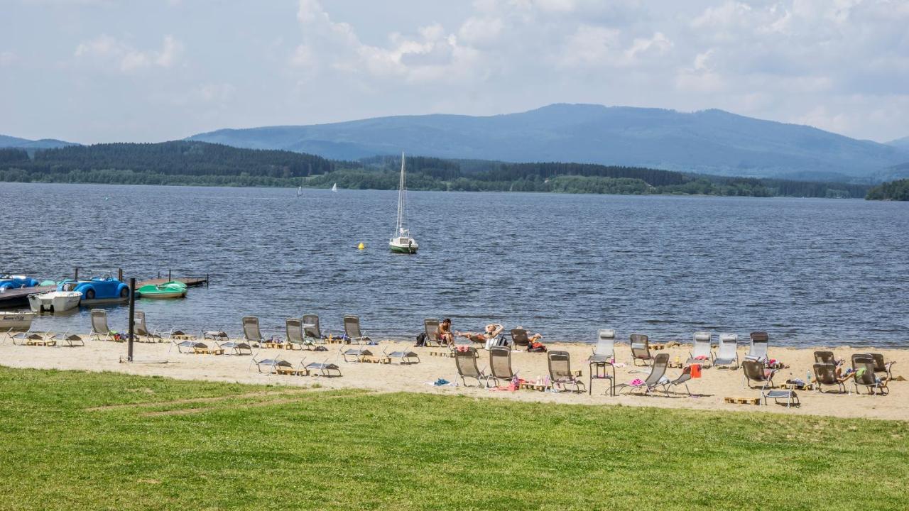 Hotel Racek Černá v Pošumaví Eksteriør billede